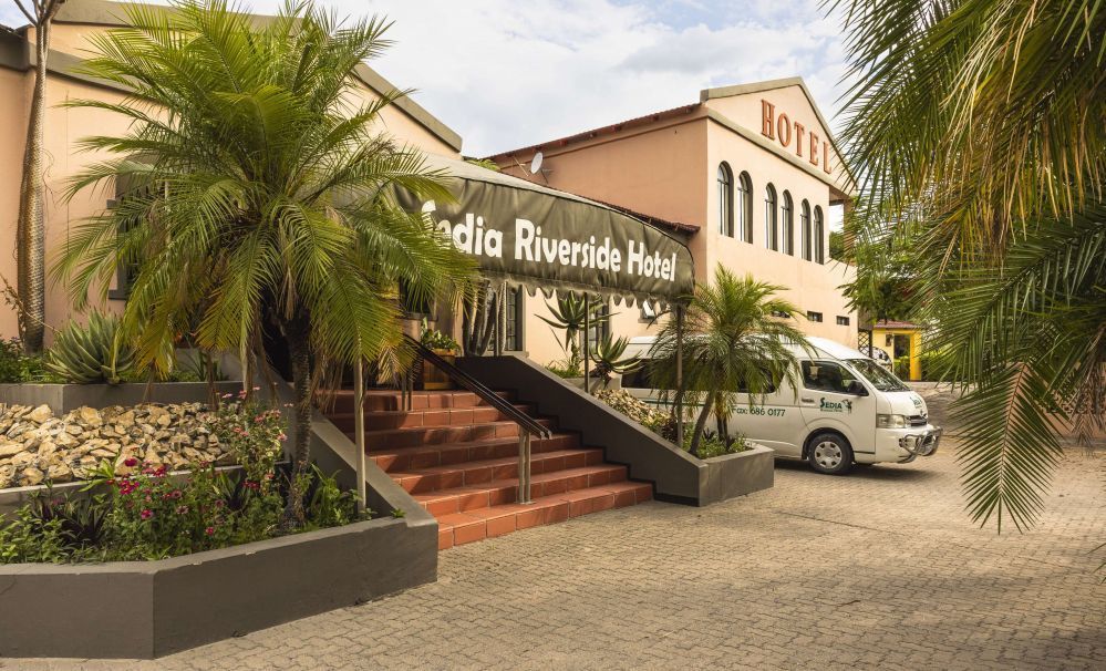 Sedia Hotel Maun - Exterior